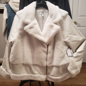 NEW w/Tags Nine West Women's White Faux Leather & Fur Moto Jacket, Sz 0X, 14/16
